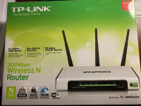 TP-Link 300 Mbps Wireless Router Model No. TL-WR 940N New In Box