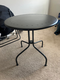 Sell round table and chair