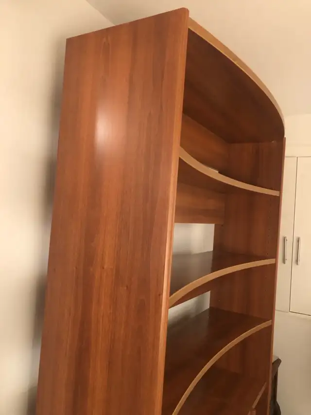 Book Shelf with drawers in Bookcases & Shelving Units in Oakville / Halton Region - Image 3