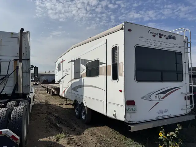 2011 Cross roads trailer in Travel Trailers & Campers in Regina - Image 3