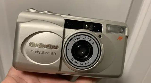 Olympus Infinity Zoom 80 QD Point And Shoot Film Camera 