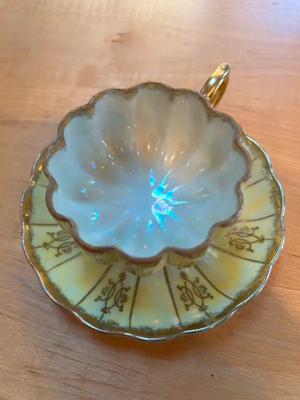 Vintage Yellow Luster 3 Footed Tea Cup & Saucer, Shafford Japan in Arts & Collectibles in Cambridge - Image 3