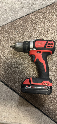 Milwaukee m18  1/2” drill driver with battery 