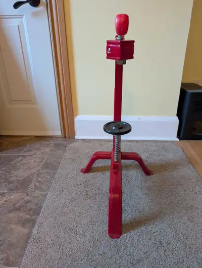 Wine Corker - floor model