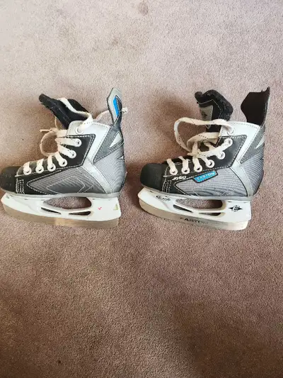 Easton Synergy 50 Youth Skates, View more