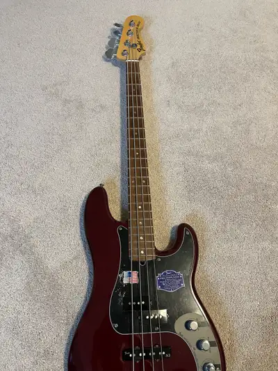 Fender Precision Deluxe Bass, View more