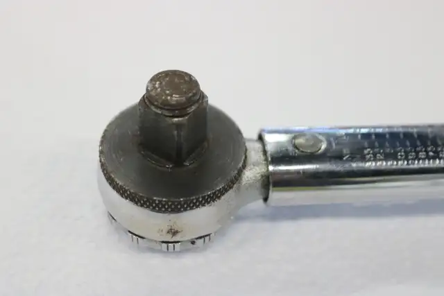 Snap-On QJR-3250 Click Type Torque Wrench (#42366-3) in Hand Tools in City of Halifax - Image 9