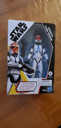 STAR WARS AHSOKA'S CLONE TROOPER BLASTER BARRAGE 3.75IN FIGURE.