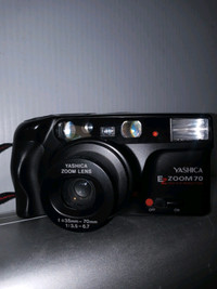 Yashica EZ ZOOM 70 Point & Shoot 35mm Film Camera W/35-70mm Lens
