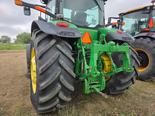 7230R john deere  in Farming Equipment in Swift Current - Image 4
