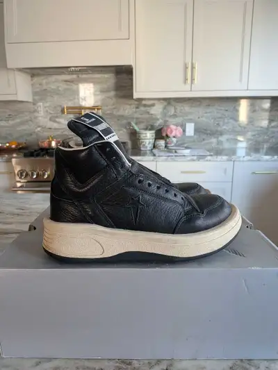 Rick Owens Converse Turbopn Sneakers Size 8 Good condition Comes with box and both og laces Sold out...