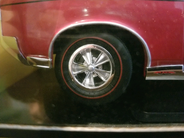 1:18 Diecast ERTL 1967 Pontiac GTO American Muscle Red in Arts & Collectibles in Markham / York Region - Image 5