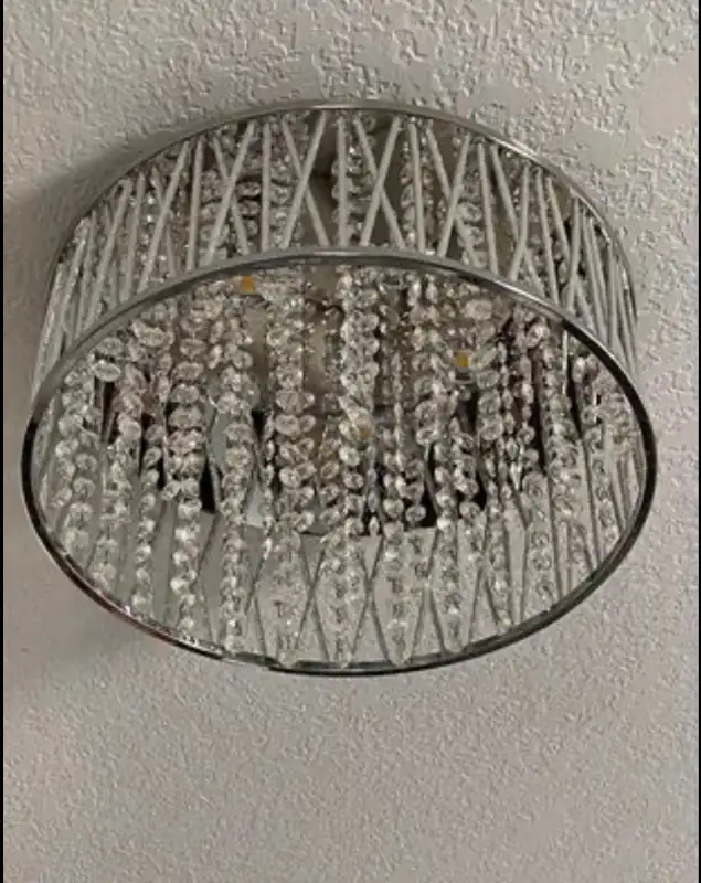 Ceiling light fixture in Indoor Lighting & Fans in Kitchener / Waterloo - Image 2