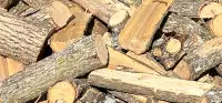 Dry hardwood firewood 120$ truck load short box