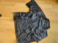 Men's golf rain jacket and pants.  Greg Norman EPIC