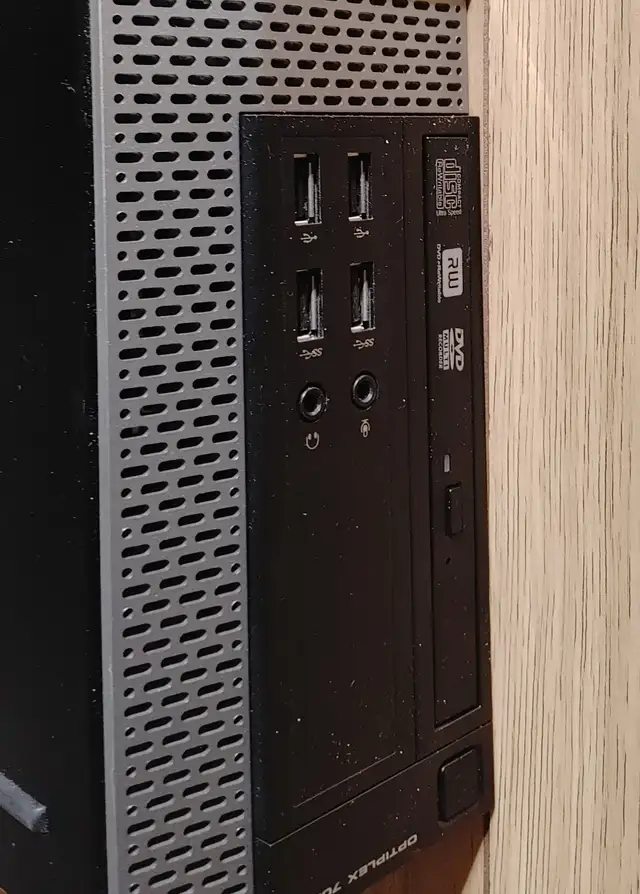 Dell Optiplex 7020 SFF in Desktop Computers in City of Toronto - Image 2