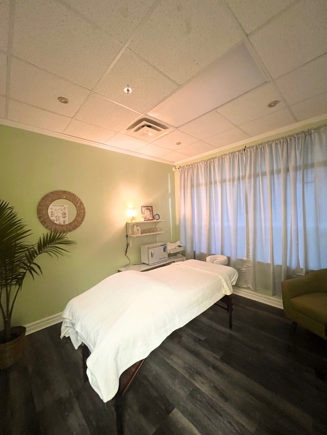 New massage clinic open in bedford Massage Services Bedford Kijiji