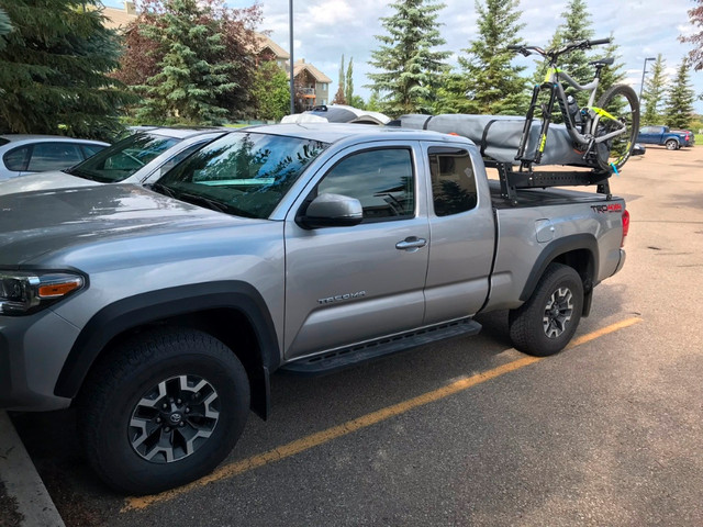 2017 Toyota Tacoma 4WD Access Cab V6 Man TRD Off Road in Cars & Trucks in Edmonton - Image 4