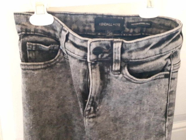Jeans – Kendall & Kyle (EUC) in Women's - Bottoms in Stratford - Image 2