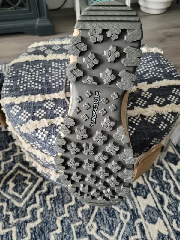 Bottes randonnées Vasque femme in Women's - Shoes in Québec City - Image 9