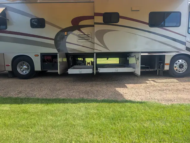 Motorhome - 2003 Spartan Travel Supreme Select in RVs & Motorhomes in Edmonton - Image 16