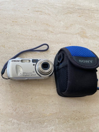 Sony Cybershot DSC-P73 4.1MP 3x zoom silver digital camera