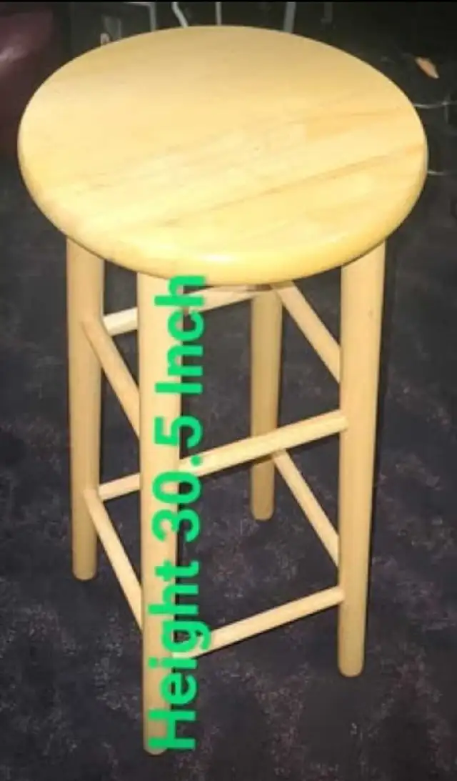 Wooden Stool in Chairs & Recliners in Mississauga / Peel Region - Image 2