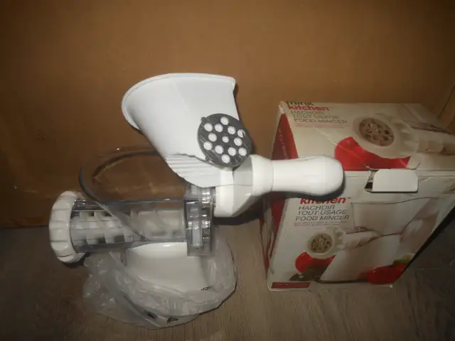 food/meat mincer/grinder63234860269571121