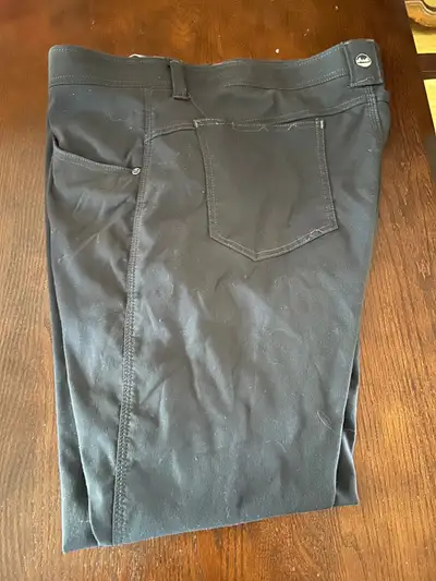 Pantalon  homme ( besoin d’une couture), View more