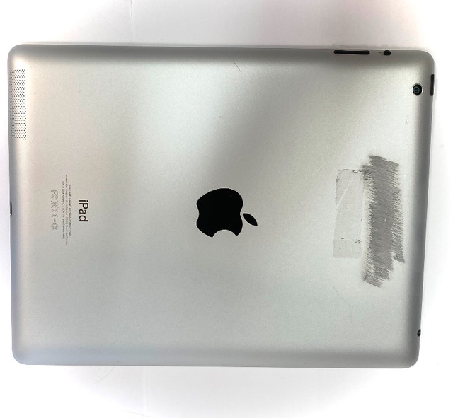 iPad 4 Silver 16gb in iPads & Tablets in Winnipeg - Image 2