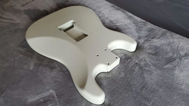 Stratocaster Body, Olympic White dans Guitares  à Barrie - Image 3