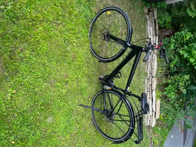 For sale Black Cannondale bike women’s 28”/700, View more