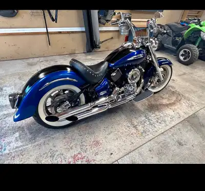 I am looking to sell my 2005 Yamaha V star classic 1100 I am asking $4000 or try your trade will con...