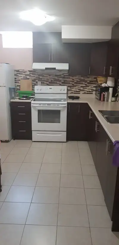 1 bedroom basement for rent ——-Only calls please at 416-455-3161——- near Bovaird and chinguacousy in...