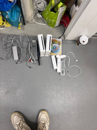Nintendo Wii lot 2 consoles with accessories 