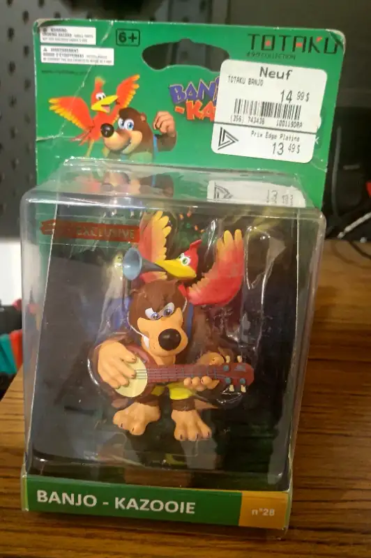 Nintendo Xbox Totaku Perfect Dark Joanna Dark & Banjo-Kazooie in Toys & Games in Laval / North Shore - Image 2