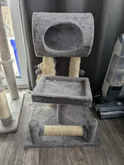 Cat Scratching Post, View more