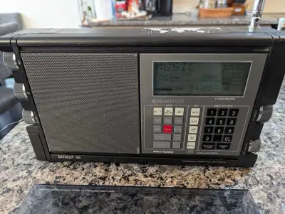 Grundig Satellite 700 World Radio (Fully Functional), View more