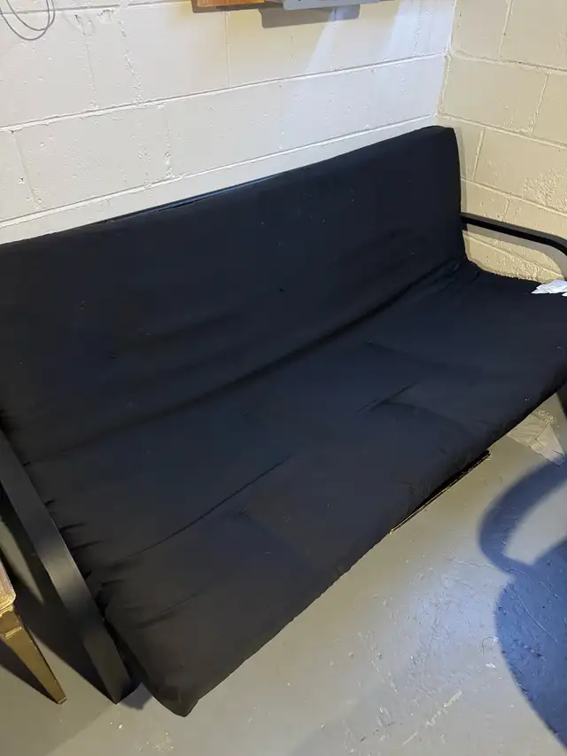 2 Futons63738400262531121