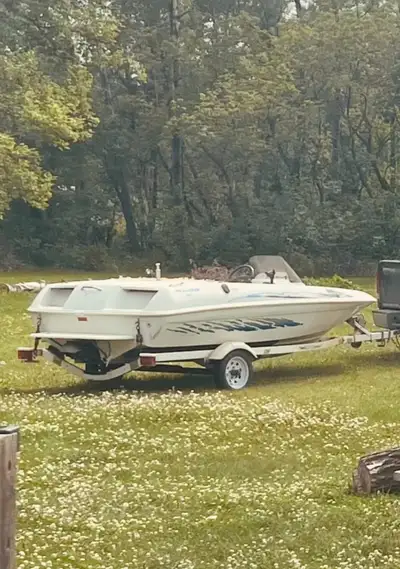 1996 Sugar Sand Mirage Jet Boat Fun, Fast and Compact! This boat will have more pictures soon - it I...