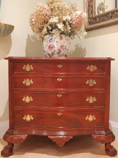 Handcarved Chippendale Bombé Mahogany Chest Dresser 34x20x36", View more