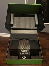 XBOX Series X - With Controller and Original Box