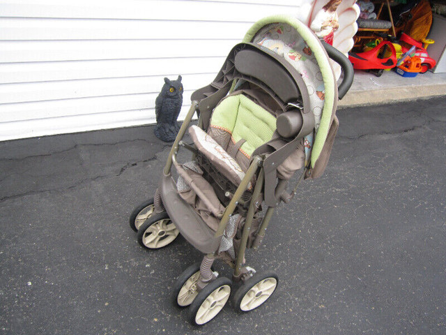 POUSSETTE--GRACO-SOLIDE---PROPRE dans Poussettes, porte-bébés et sièges d'auto  à Sherbrooke - Image 4
