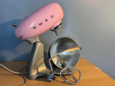Smeg stand mixer with 3 attachments. Used lightly with only cosmetic wear and tear on dough hook. Ot...