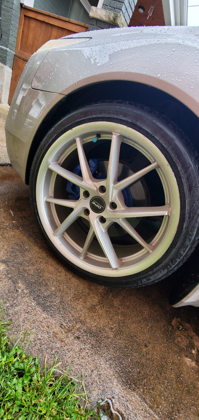 Acura tl 2009 in Cars & Trucks in St. Catharines - Image 2
