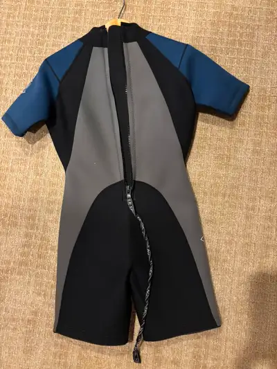 Scuba Equipment - Atlan 5 mm shortie (Used) For Sale, View more