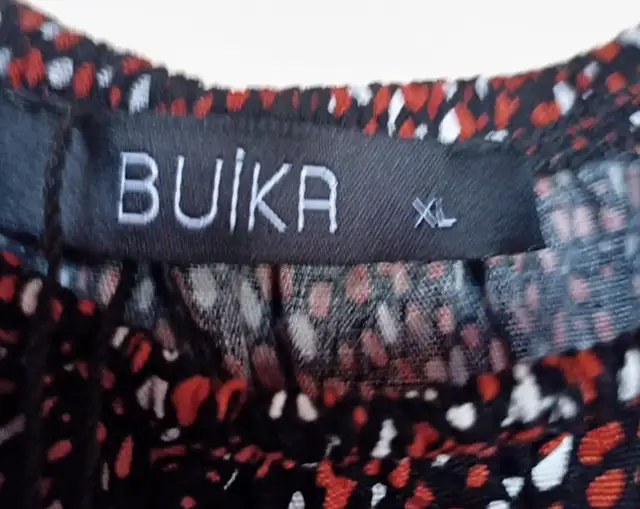 Black Floral Dress in Women's - Dresses & Skirts in Kitchener / Waterloo - Image 3