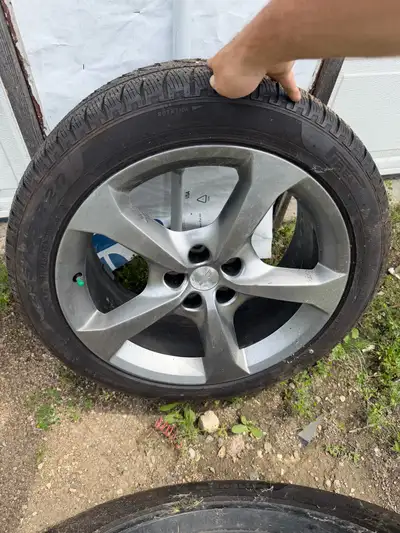2012 camero rims and tires Front 90% tread life Rear 70% tread life 255-45/R20