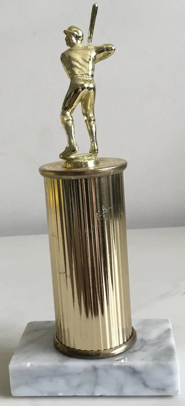 Vintage 8" Baseball Trophy - Genuine Marble Base Retro Prop in Baseball & Softball in City of Toronto - Image 4