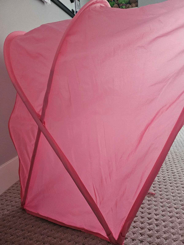 Kids and toddler canopy for bed in Other in Calgary - Image 3